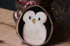 02 a cute wood slice penguin ornament is a great idea and is easy to paint yourself
