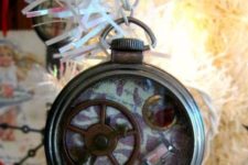 07 a pocket watch with gears can be used for tree decor or other items