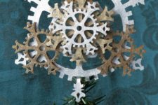 18 a cool felt gear snowflake tree topper is a great idea for a steampunk tree