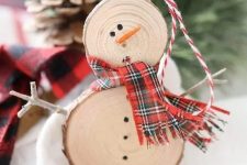 a cute snowman christmas ornament