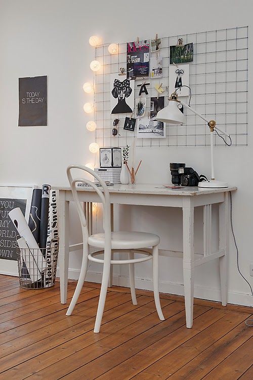 a grid with lights on one side to use it as a pinboard will bring a touch of Scandinavian style