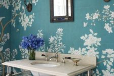 16 floral wallpaper will make your bathroom timelessly elegant and chic
