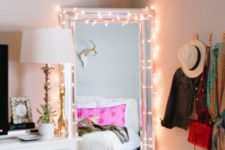 27 cover the mirror with lights to make dressing up cooler