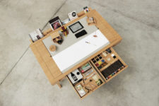02 There’s a paper roll, a comfy stand for tablets and phones and a storage drawer for all the stuff