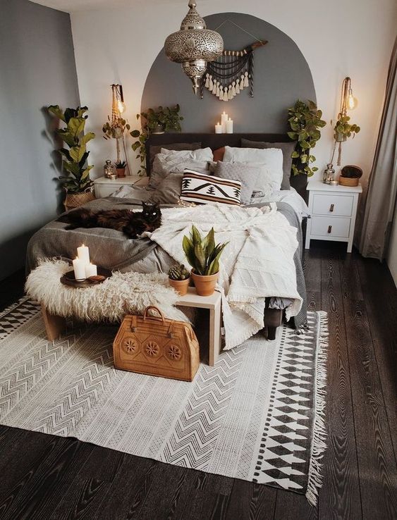 a stylish boho chic bedroom with a touch of Morocco looks wow