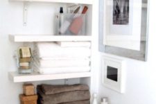 18 built-in shelves in a very tight space save the deal