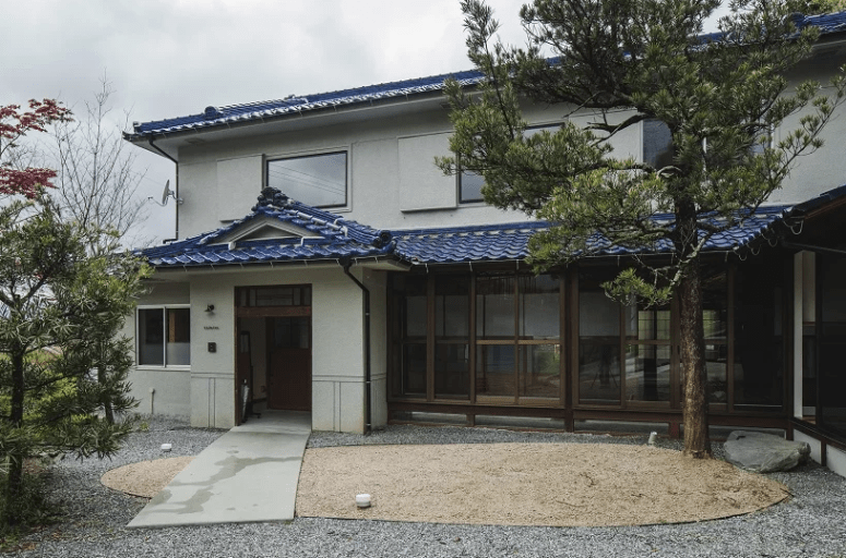 This 53 year old Japanese house was bought and renovated for a young family of four