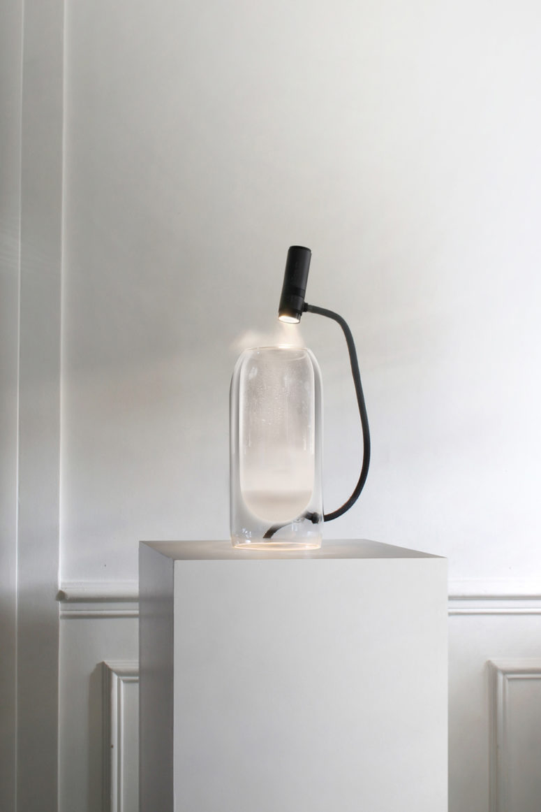 Brume fills your dwelling with soft light thanks to the mist, which is created inside it
