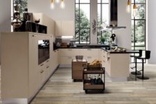 01 Linear kitchen collection is a luxurious one with a perfect attention to detail