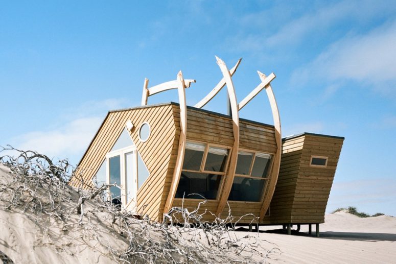 The Shipwreck Lounge is a small coastal home in Namibia that is inspired by shipwrecks and sea creature skeletons