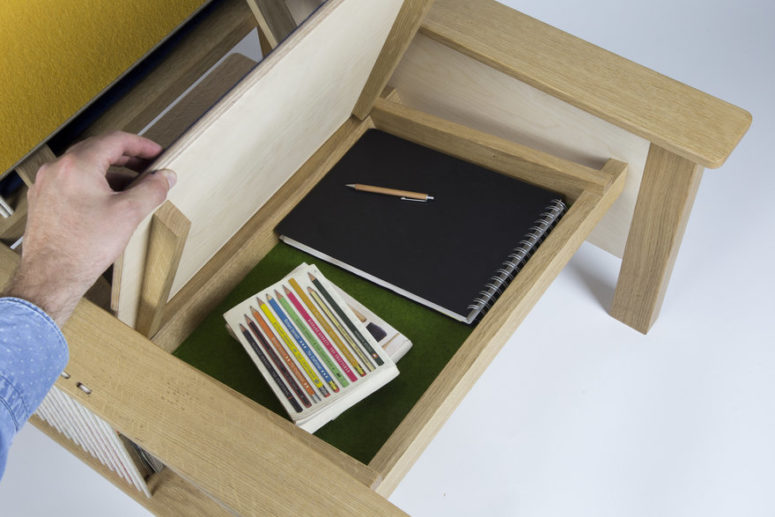 There are not only compartments you can see but also a hidden one covered with green felt