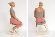02 There are two different ways to sit on it, and you may change your position from time to time