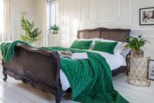 10 elegant emerald velvet bedding is a chic idea for the fall and winter and will make your sleep cozy