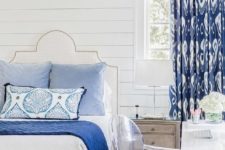 25 blue printed textiles are optimal for creating a coastal bedroom or a beach space