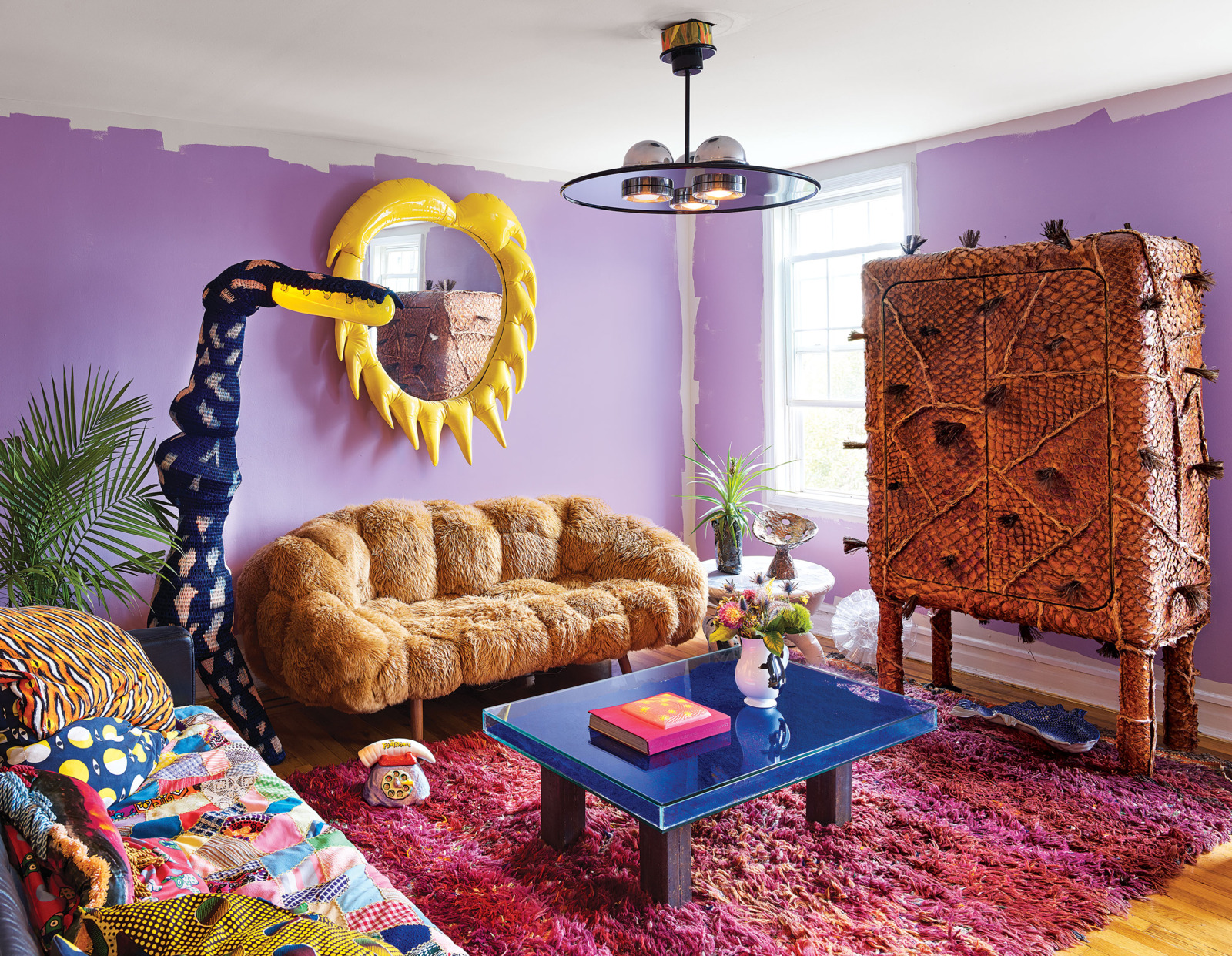 This colorful home is pure craziness, full of colors, bold designs, unusual furniture and accessories