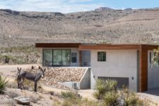 01 This house is located in the ojave desert and features some sustainable touches and maximal comfort
