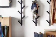 02 wall-mounted tree coat racks look catchy and can accommodate a lot of clothes and accessories