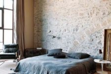 22 add interest to your contemproray bedroom with a whitewashed stone accent wall