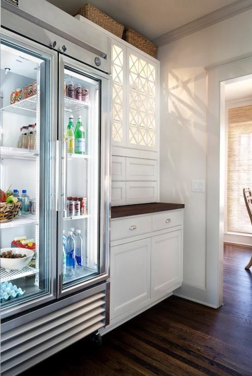 If you wanna keep your fridge organized and in perfect order buy a glass door fridge and you'll have inspiration