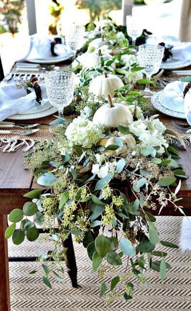 white real pumpkins, hydrangeas and fresh eucalyptus are all you need for a gorgeous Thanksgiving table decoration