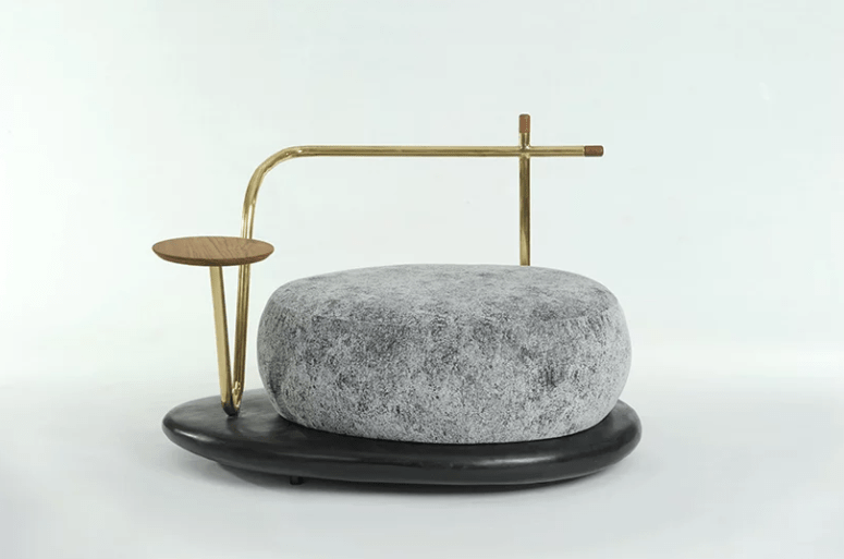 This brass backrest brings ultimate elegance and chic