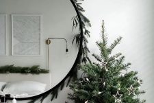a minimalist tabletop christmas tree decor idea