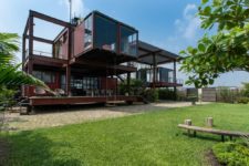 01 This residence is made of a shipping container and offers 134 aquare meters of cozy living spaces with cool views