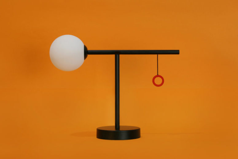 Colorful switches are great to accent these table lamps