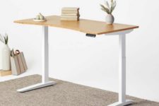 03 The desk is eco-friendly, no chemicals were used to make it and no harmful stains either