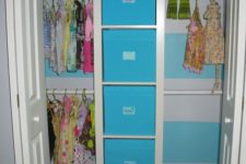 17 an IKEA Expedit shelf with Drona boxes and labels is a great option for a kid’s closet