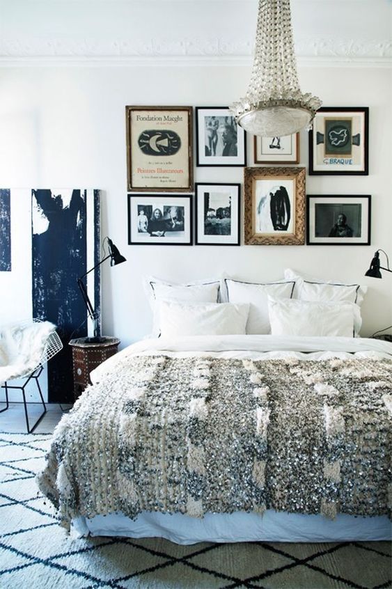 a printed rug and a fur throw are sure to make the bedroom more winter-like and cozier