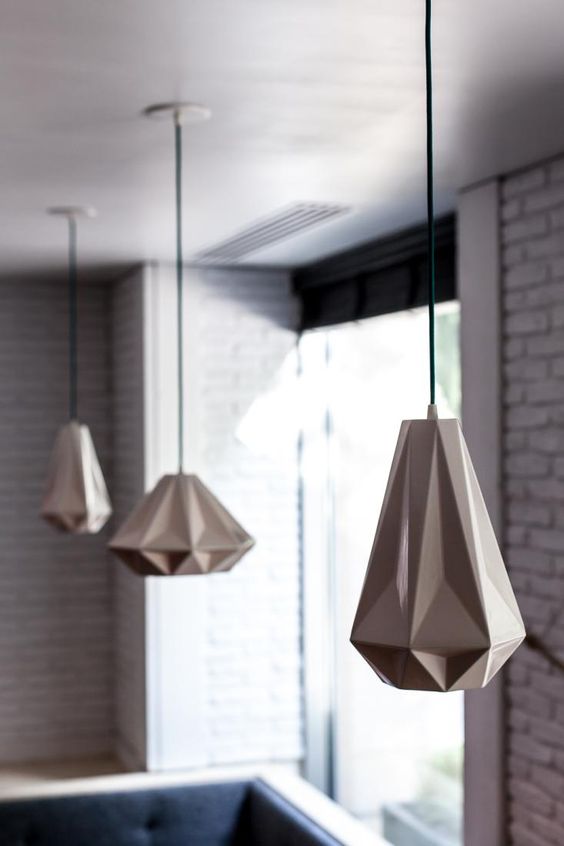 goemetric faceted pendant lamps in the kitchen will make your space wow
