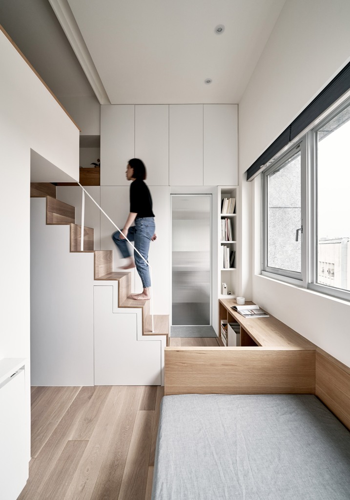 This micro apartment is only 17.6 square meters but it has everything necessary for a person to live in
