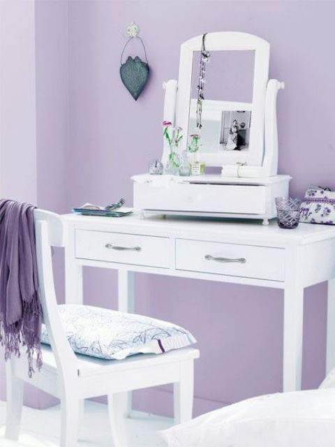 a dressing room done in lilac and white is a sophiticated idea with strong vintage vibes