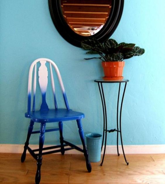 refresh a vintage fruniture piece turning it into a bold ombre chair from white to navy