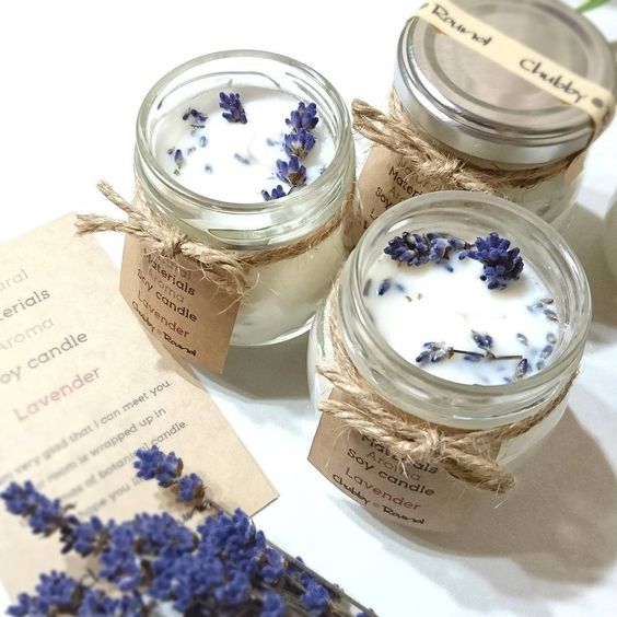 amazing aroma lavender candles with labels can be easily DIYed and you'll enjoy the scent