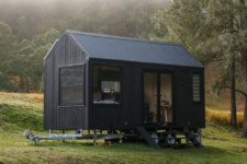 01 This tiny off-grid cabin is great for outdoor living, it’s sure to make your summer getaway super sustainable