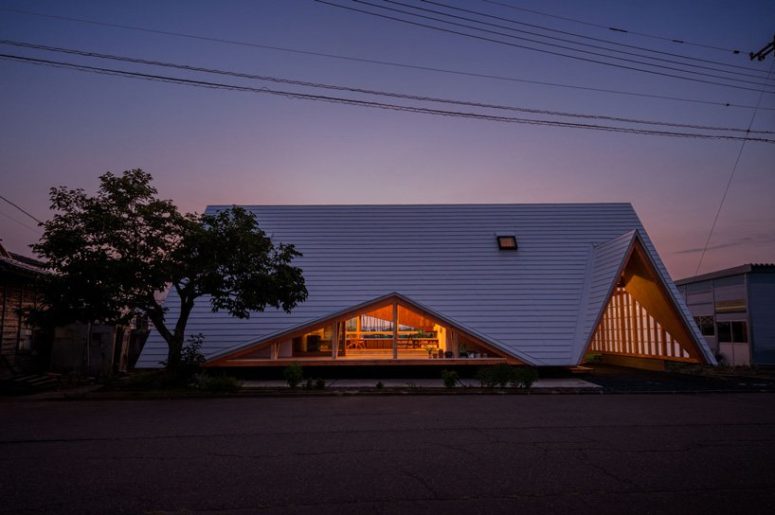 Minimalist House Shaped As A Wooden Tent