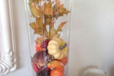 an awesome fall centerpiece with pinecones