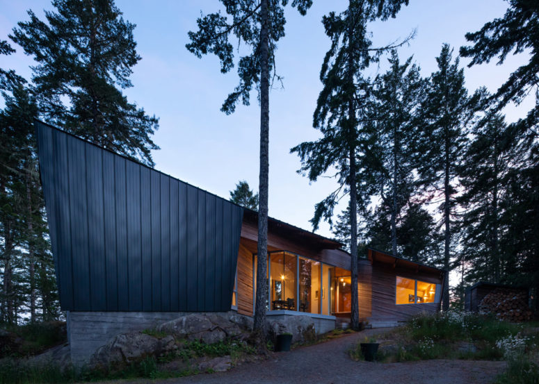 Contemporary Geometric Sooke 01 House In The Forest