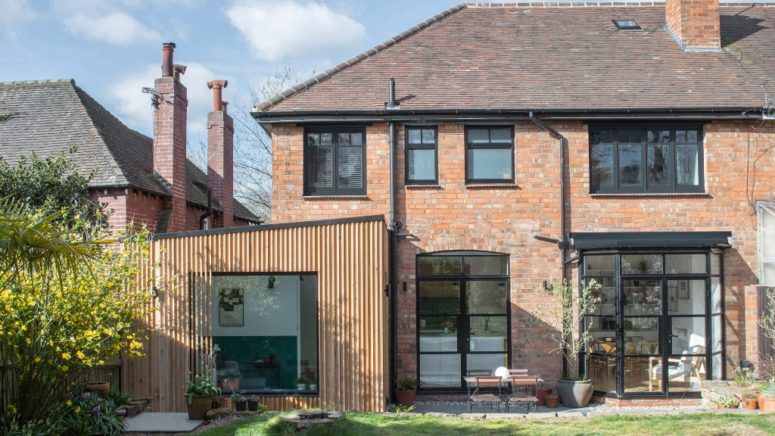 This garden room is an extension to a traditional home in Birmingham, and it's modern and light filled