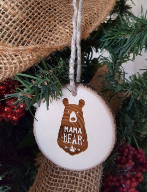 wood slice Christmas ornaments with plywood stickers are very modern and cute and look rustic at the same time