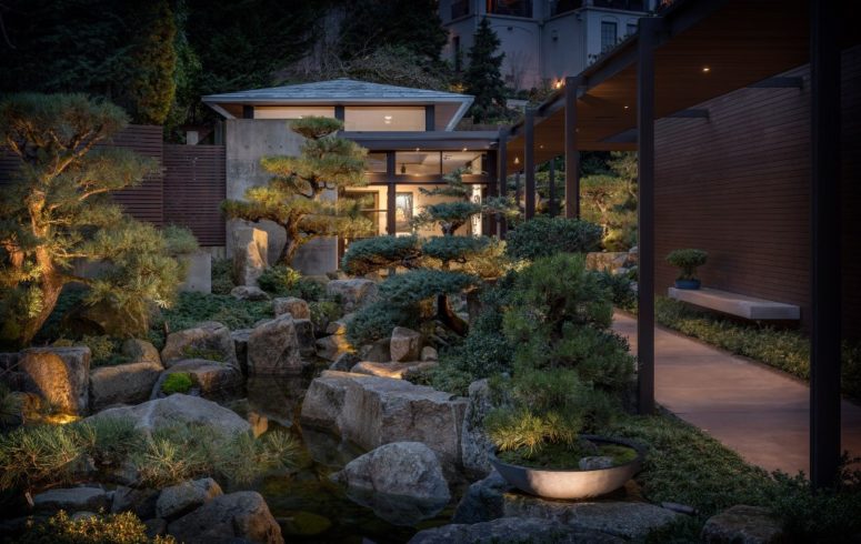 House Designed Around A Japanese Garden