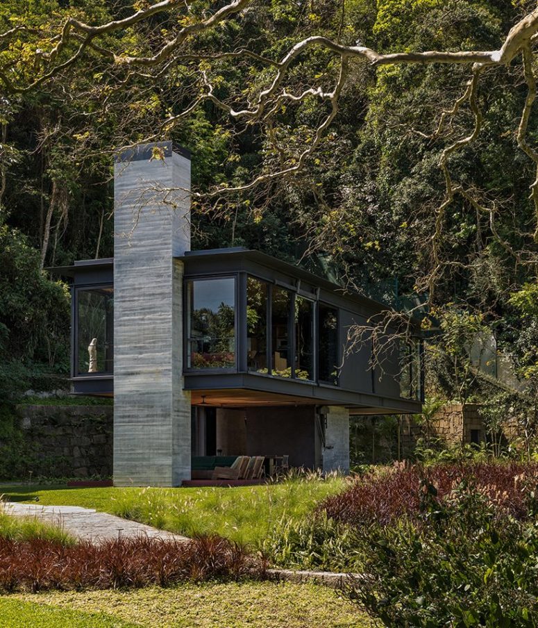 Rio House: A Remote Rainforest Retreat