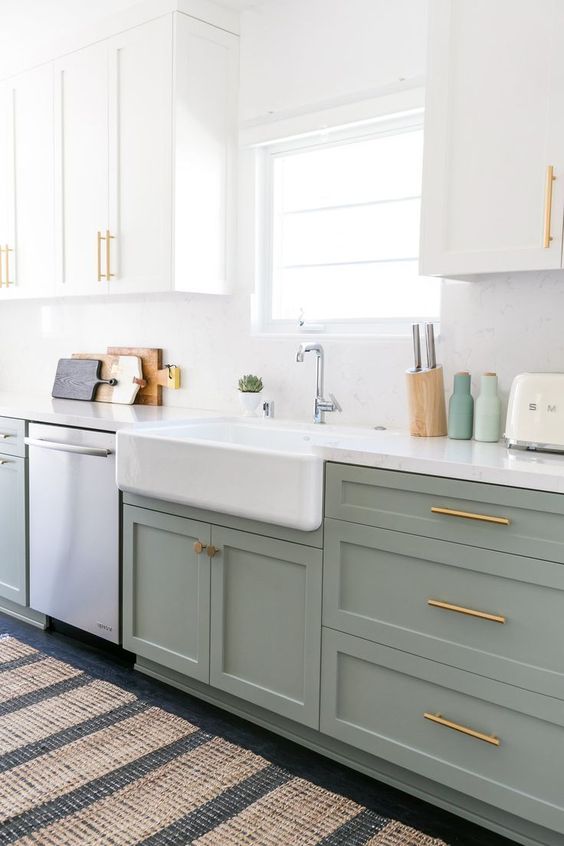 gold hardware is a timeless idea for every kitchen that always works