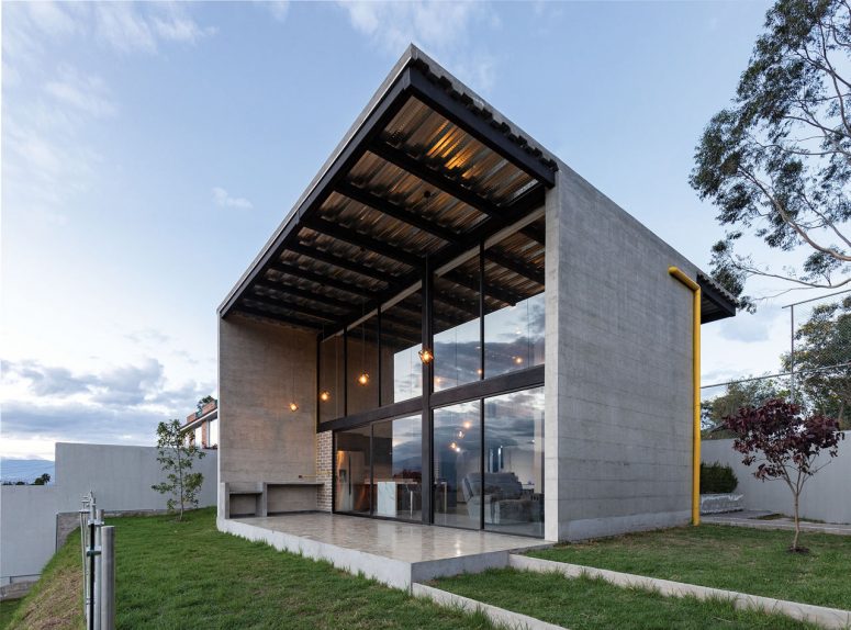 This house in Ecuador features an ultra contemporary design and is inspired by the exposed concrete it's made from
