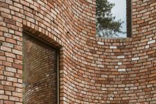 03 Reclaimed bricks were used for sustainability