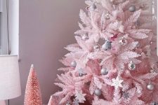 a cute ombre Christmas tree