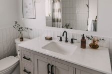 a black/white/greige bathroom design