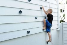 02 turn your house wall into an outdoor kids’ climbing wall and your children will be grateful to you for that
